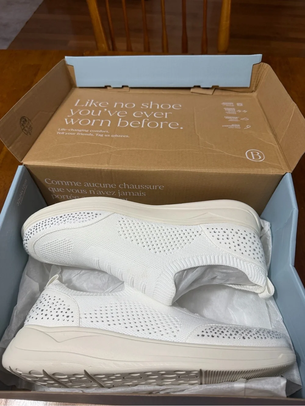 New BZees Lifestride Women’s  Timeless Slip-On Sneaker Medium Size 9.5 MSRP $90